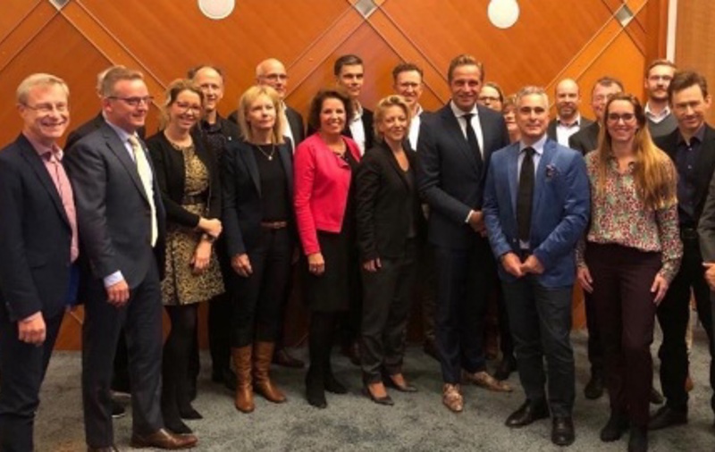 Nederlandse hoogleraren dementie ontmoetten minister Hugo de Jonge