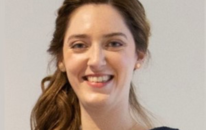 Noortje Kloos ontvangt de Early Career Grant met haar project 'Al het positieve in het verpleeghuis'