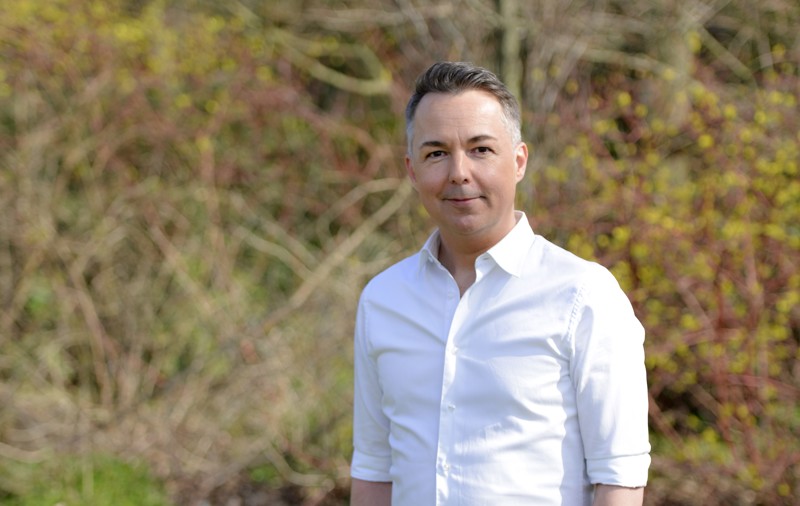 Professor Christian Bakker: 'Jonge mensen met dementie staan nog vol in het leven'