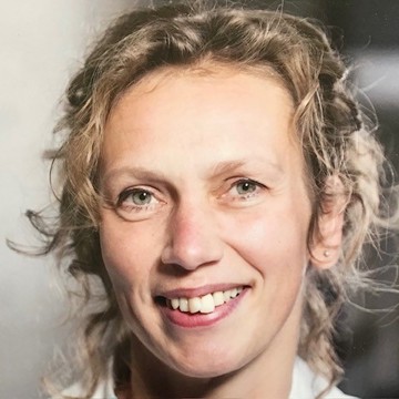 Esther van Miltenburg