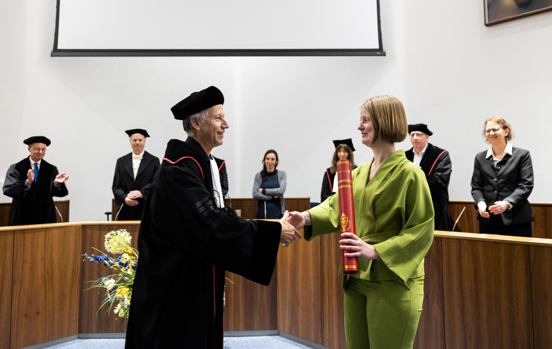 Succesvolle promotie Gerrie van Voorden Pionieren voor welbevinden op gespecialiseerde afdelingen